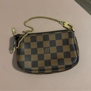 Louis Vuitton Mini Pochette Accessoires